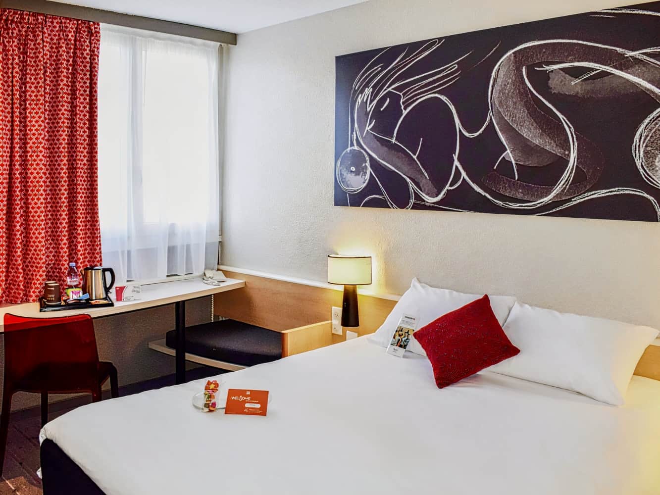 ibis Tours North