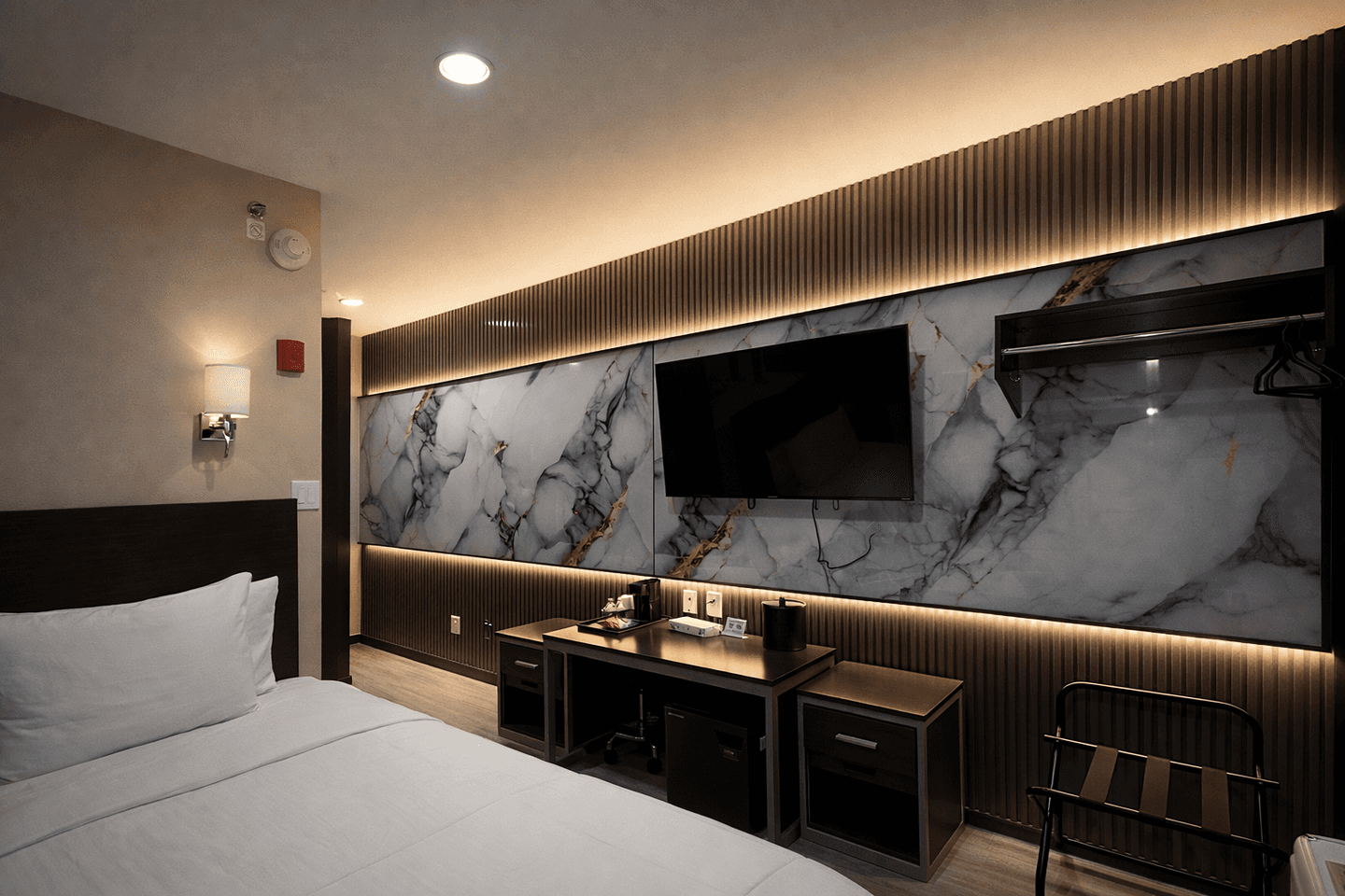 Grandview Hotel Near LGA Airport