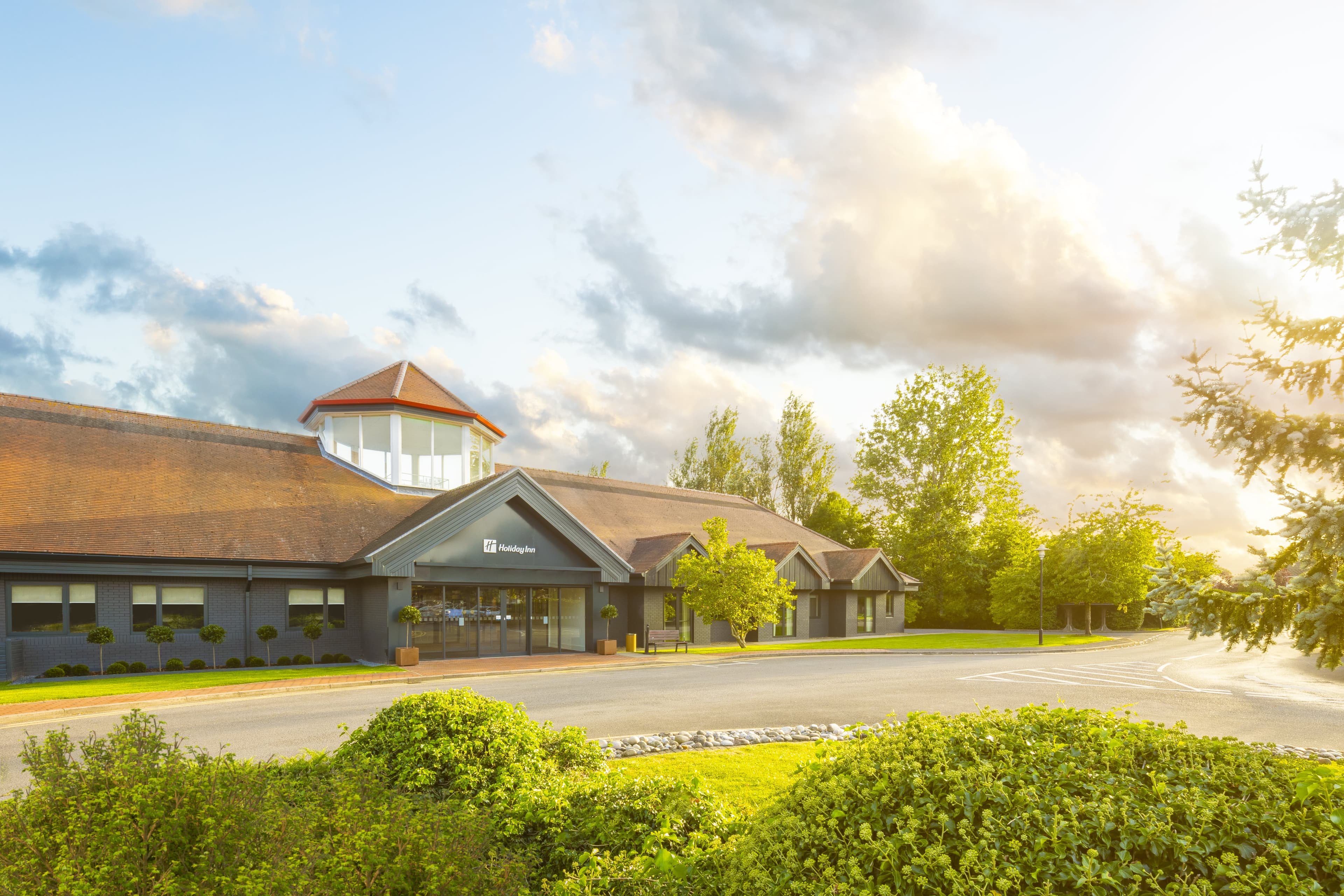 Holiday Inn Aylesbury, an IHG Hotel