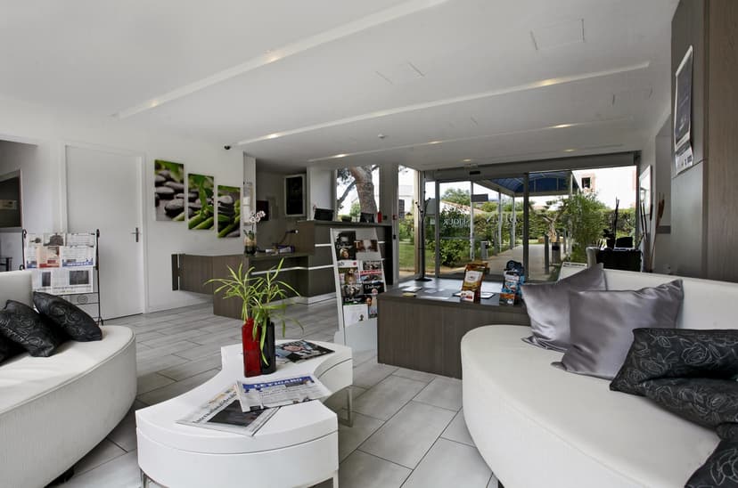 Kyriad Montpellier Aeroport