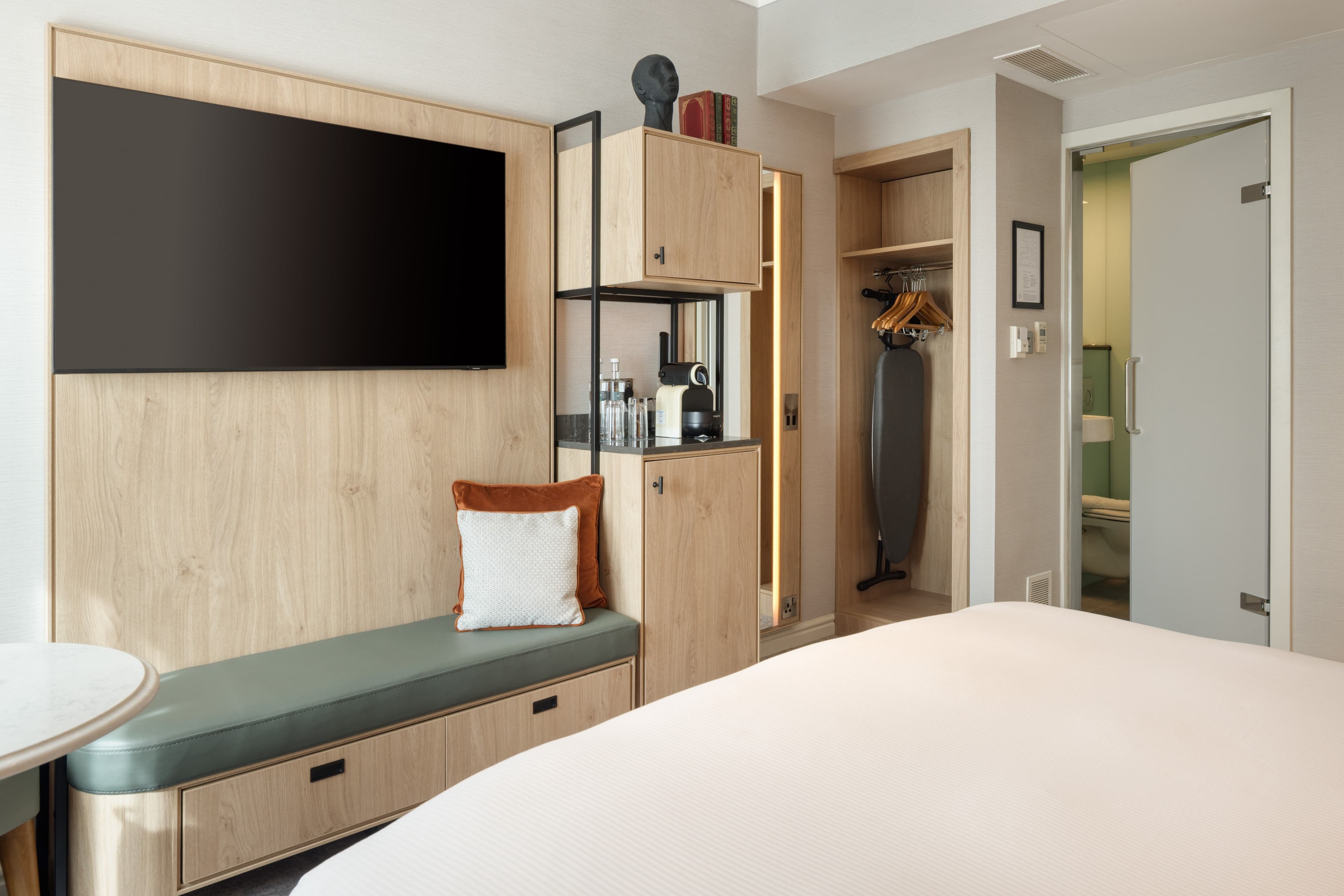 The Memoir Club  (formerly Ambassadors Bloomsbury)