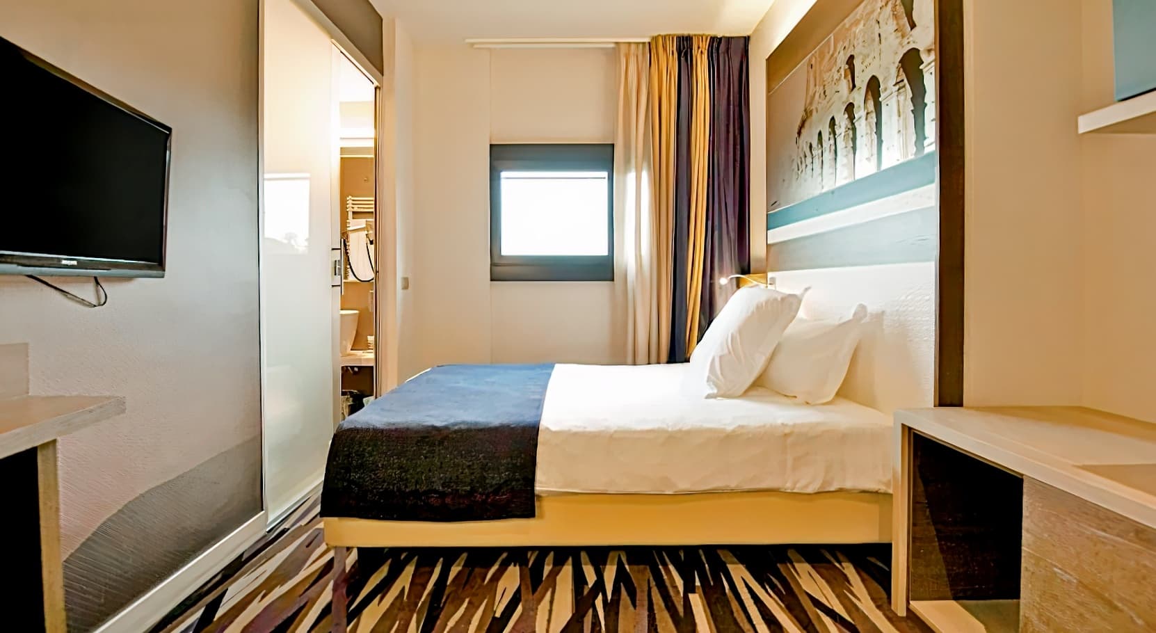 Mercure Rome Colosseum Centre