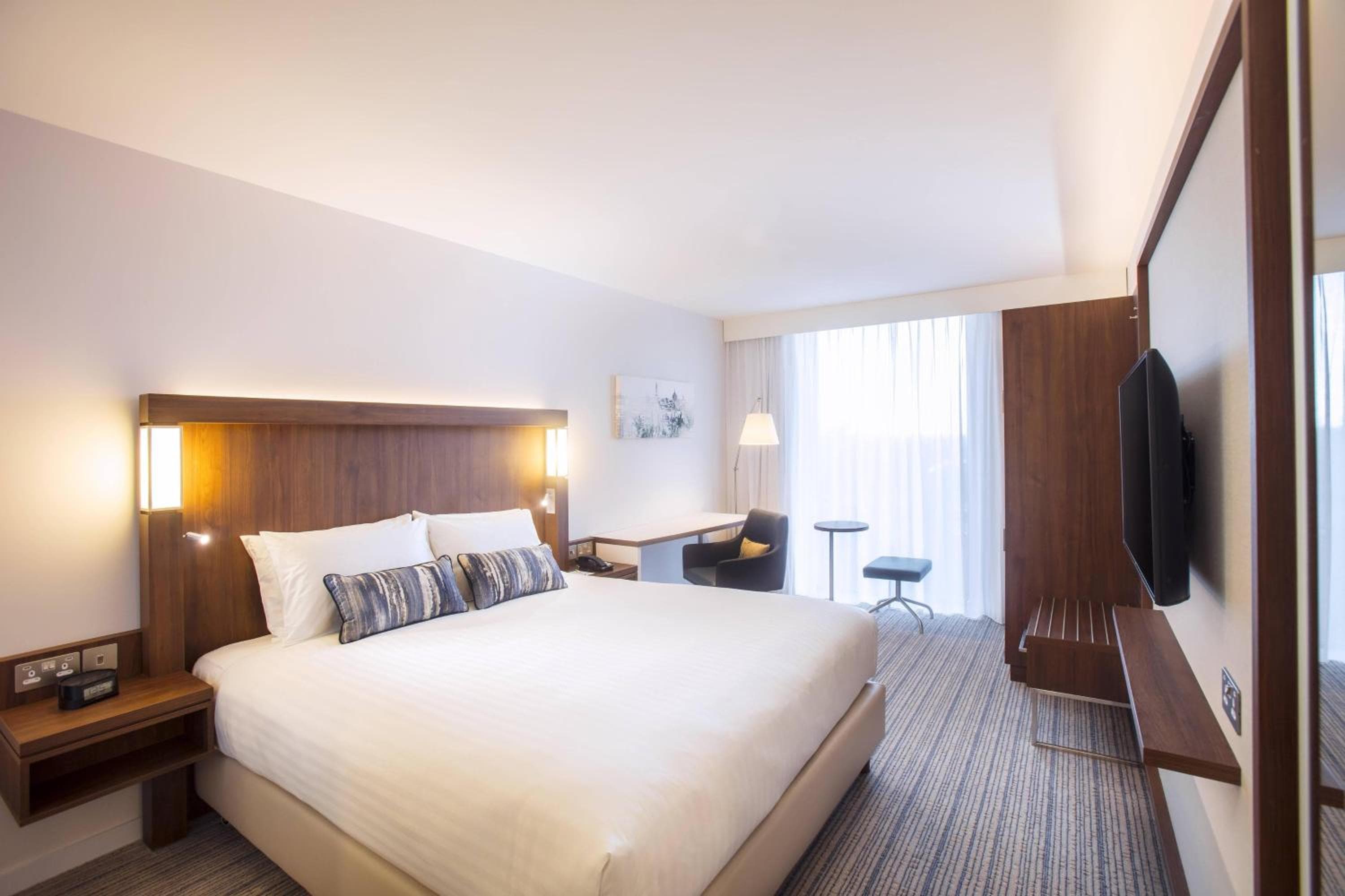 Courtyard by Marriott Edinburgh West