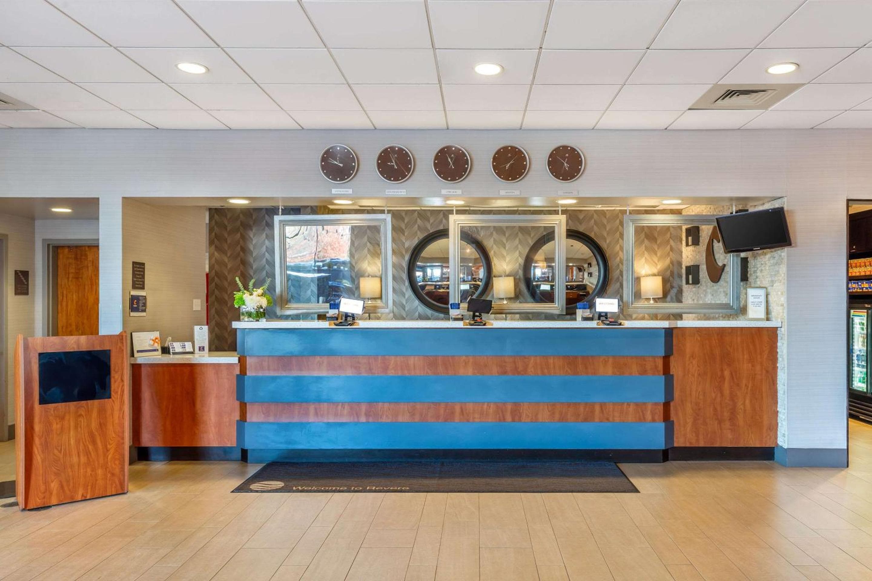 Comfort Inn & Suites Logan International Airport