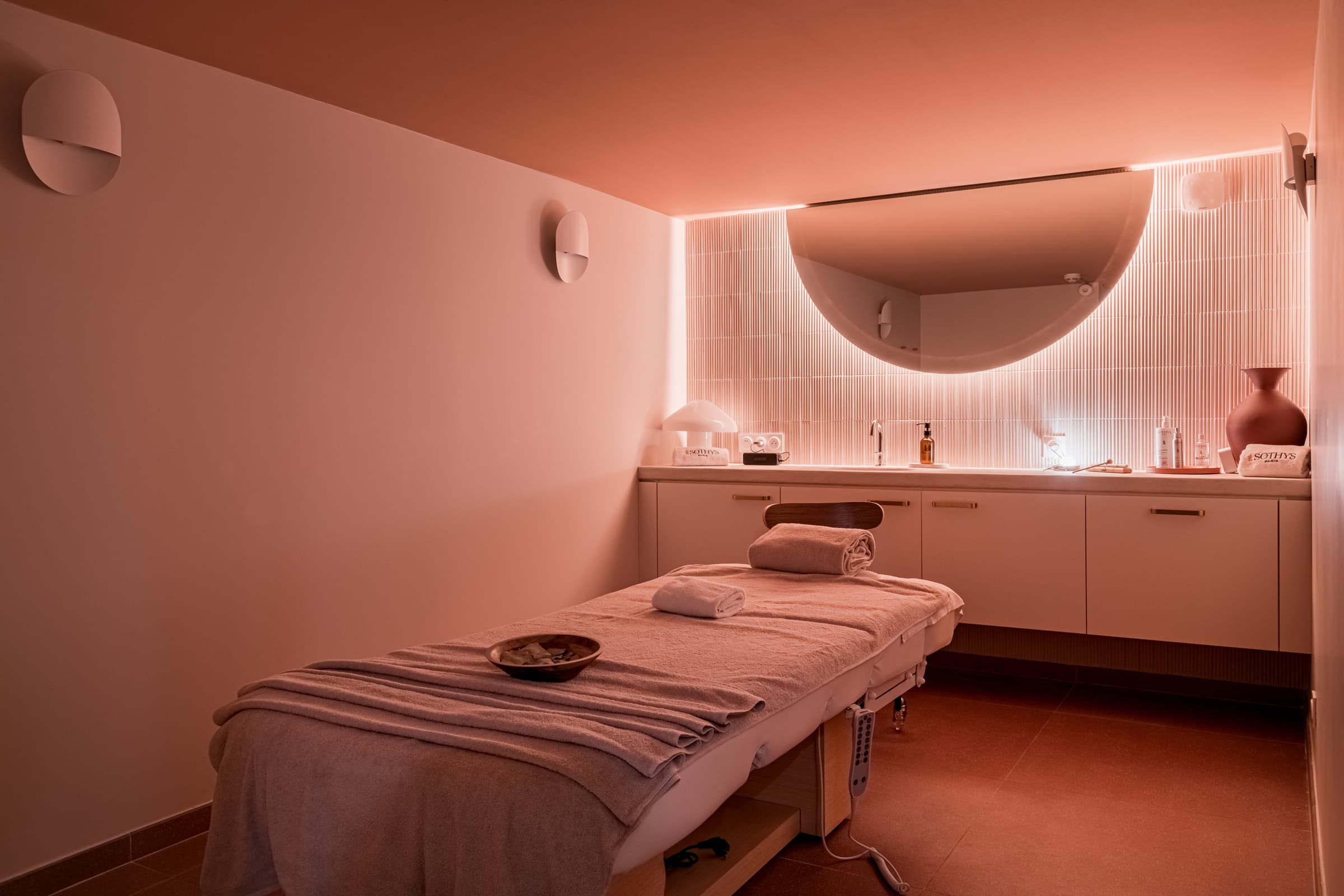 DoubleTree by Hilton Lyon Eurexpo & Spa