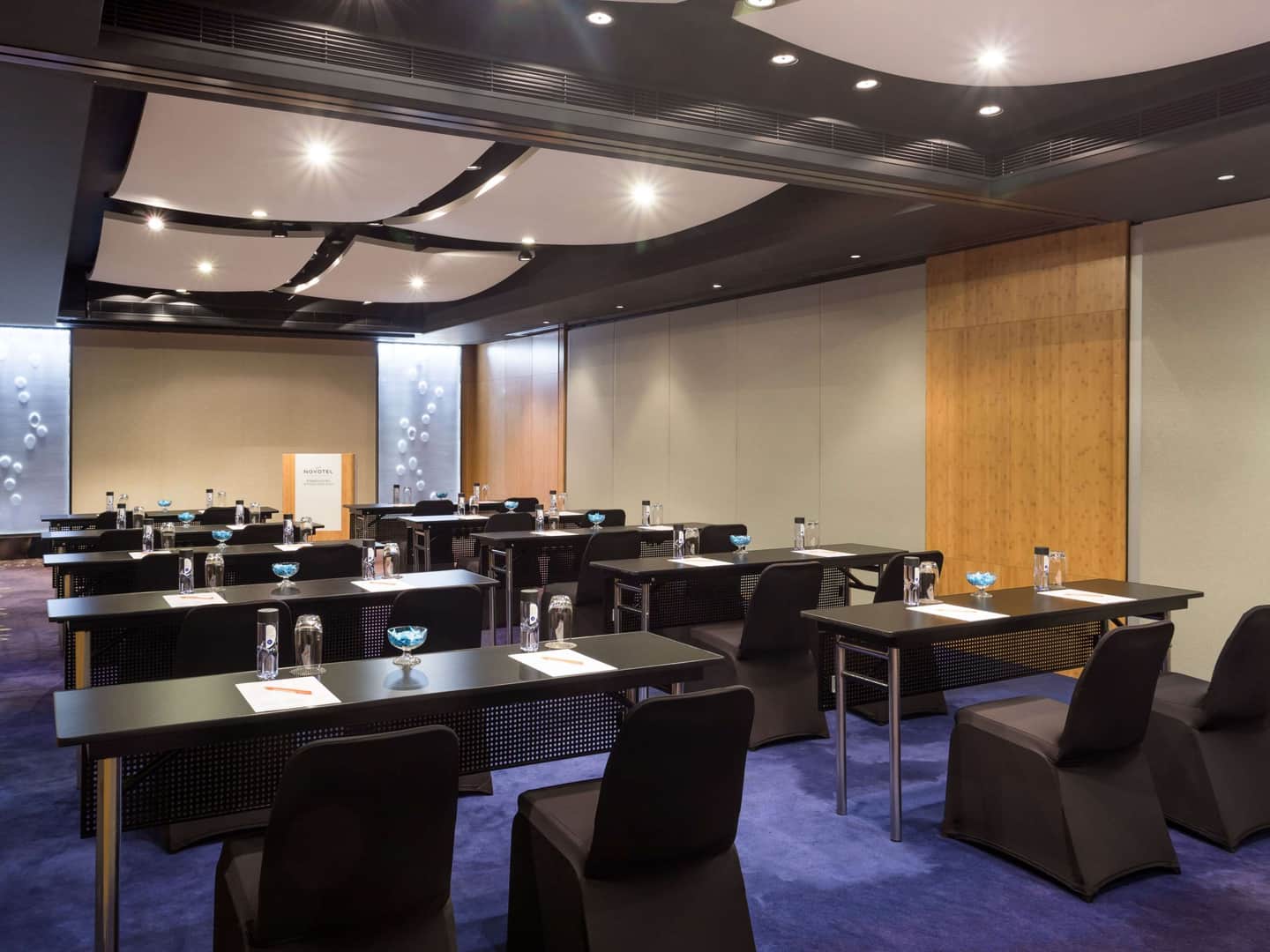 Novotel Hong Kong Century