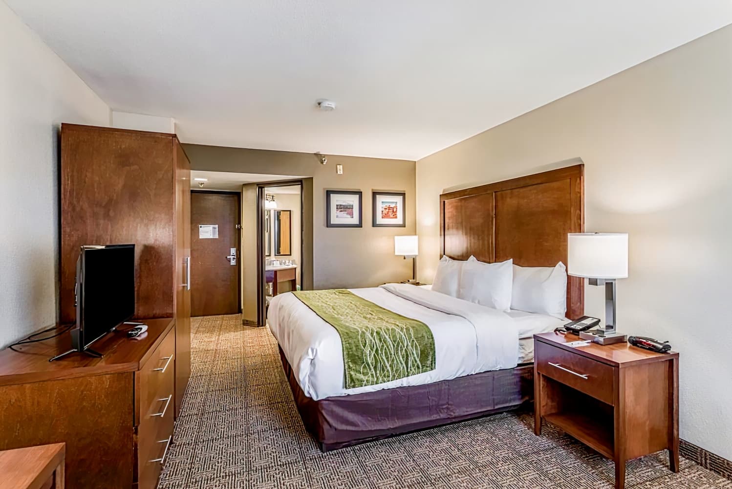 Comfort Inn & Suites Albuquerque Downtown