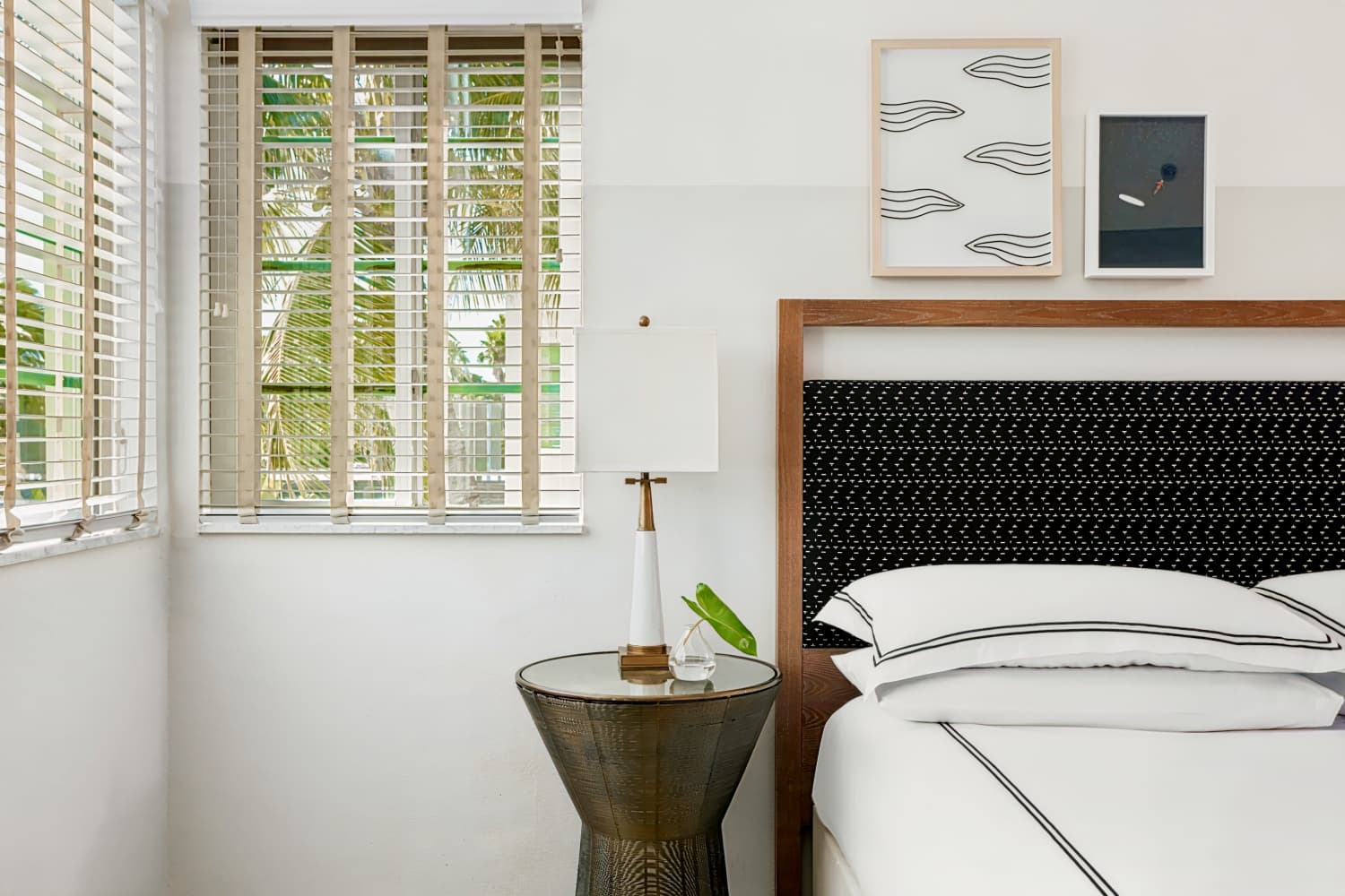 Kimpton Surfcomber Hotel, an IHG Hotel