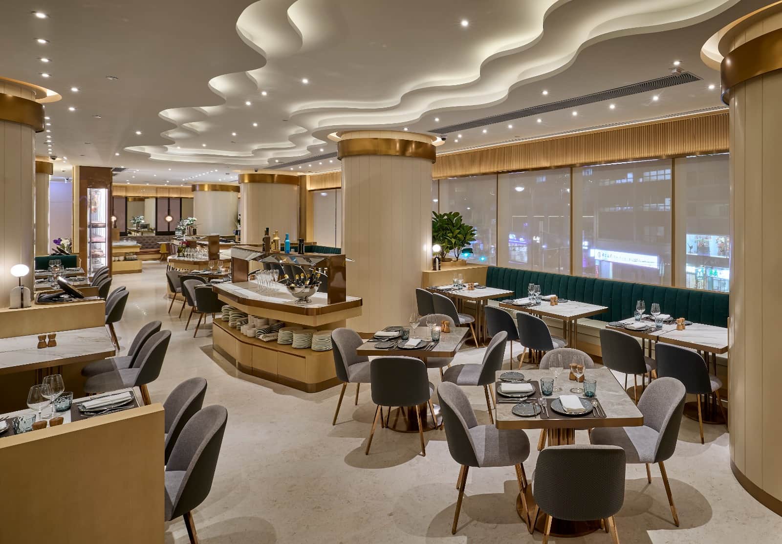Crowne Plaza Hong Kong Causeway Bay, an IHG Hotel