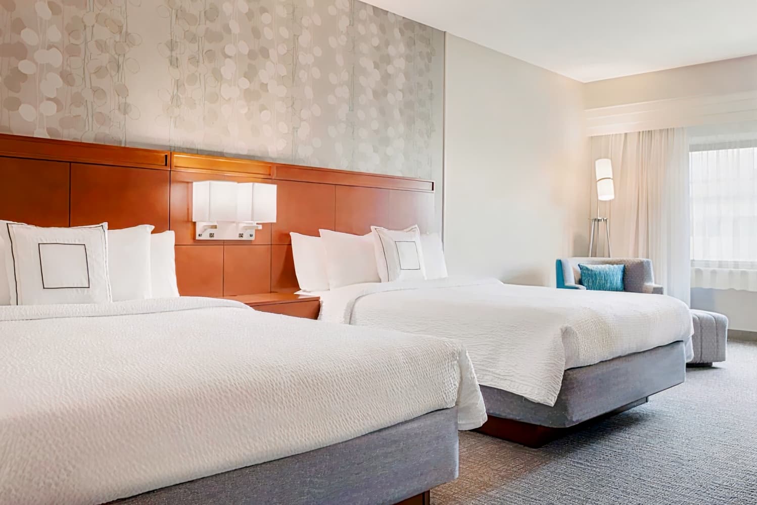 Courtyard Charlotte Airport North