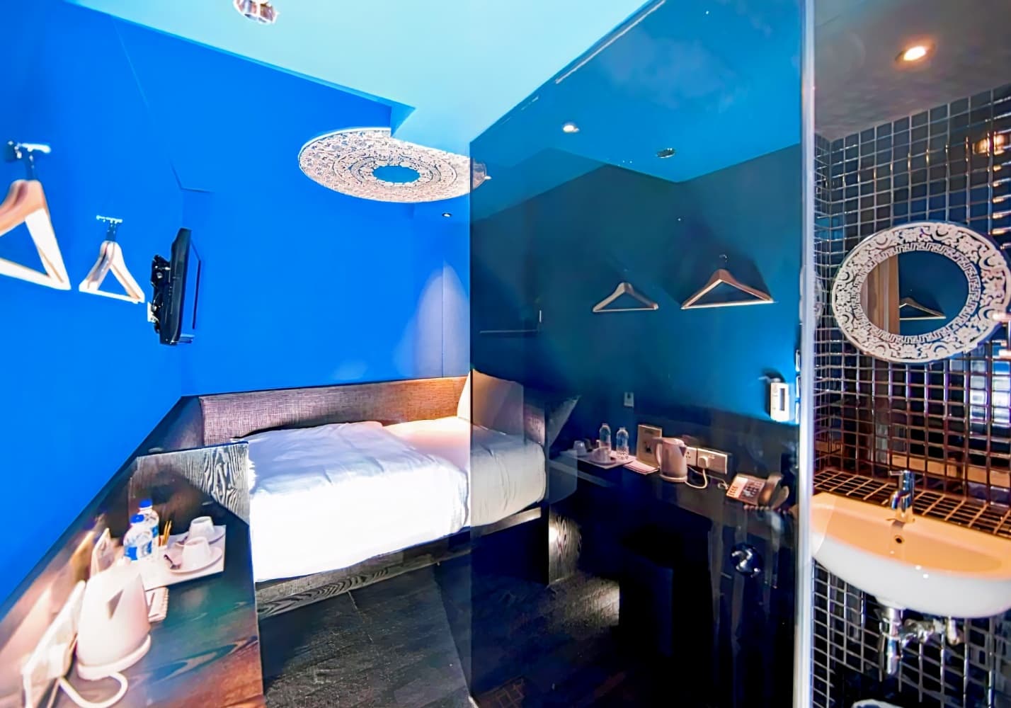 Porcelain Hotel by JL Asia