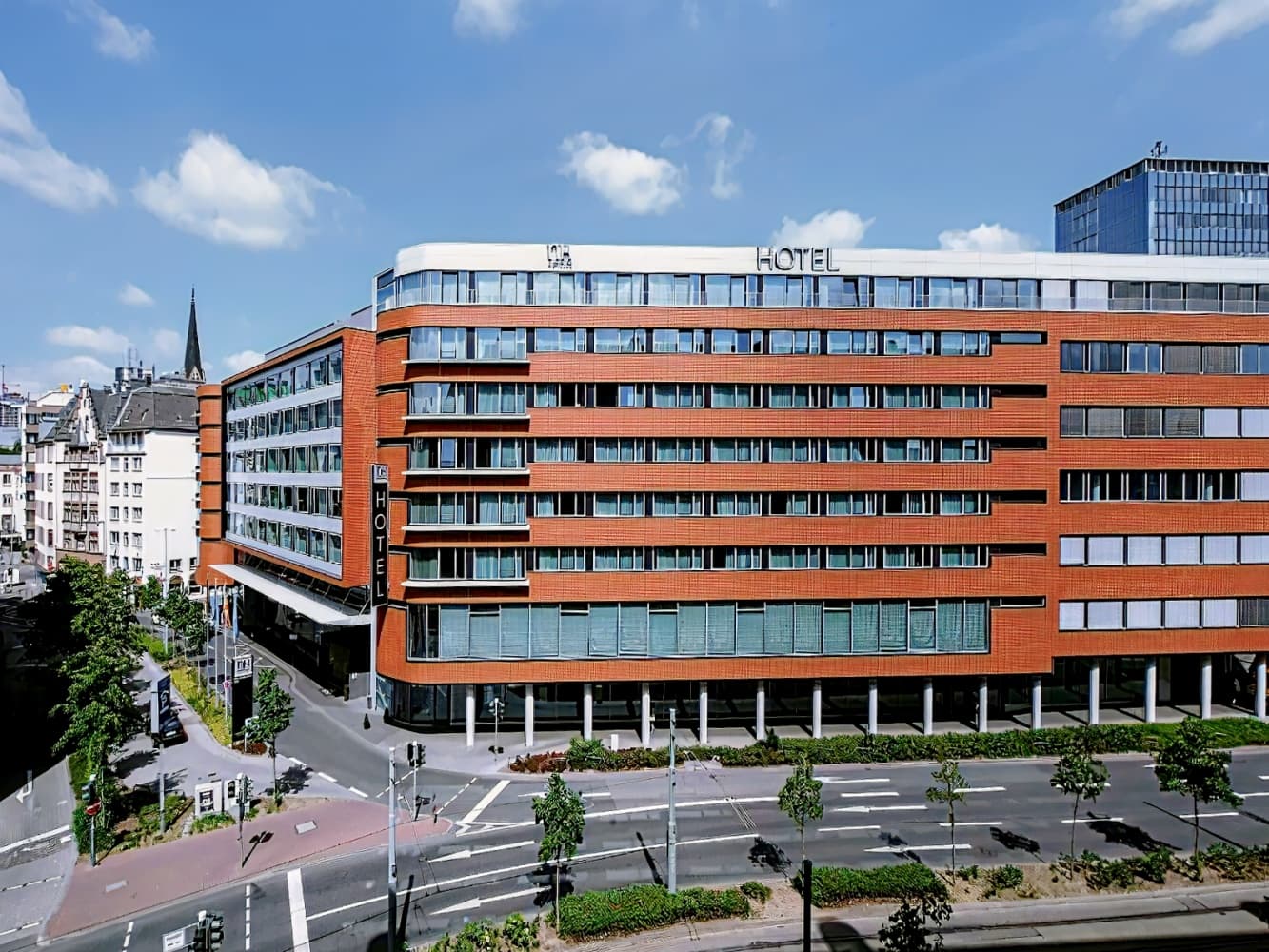 Avani Frankfurt City Hotel