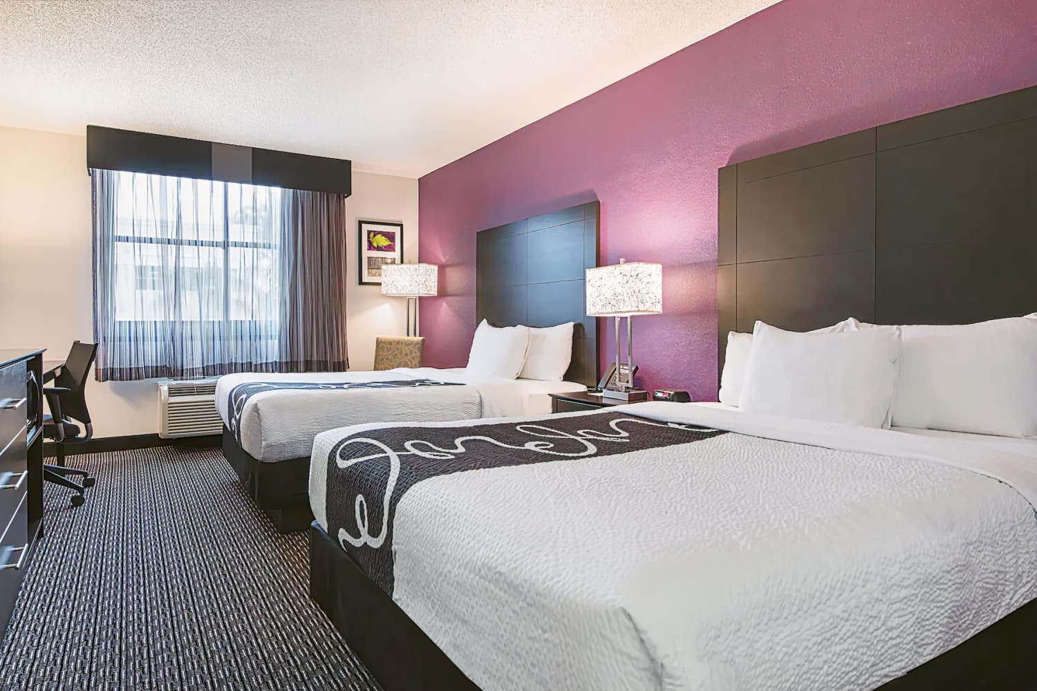 La Quinta Inn & Suites by Wyndham Plantation at SW 6th St