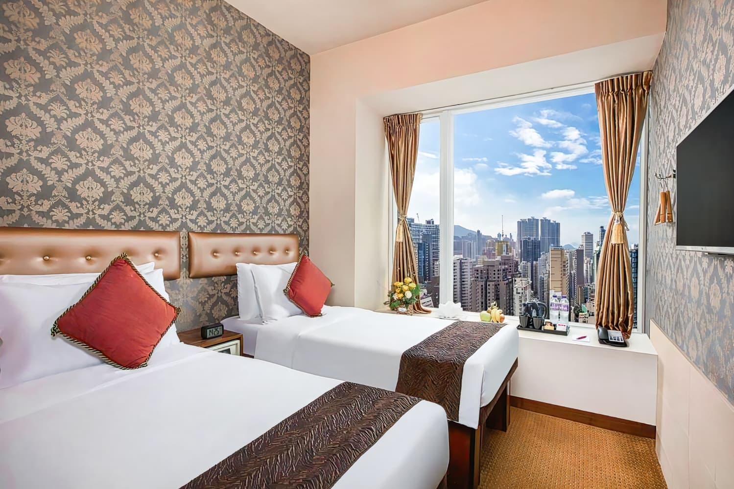 Ramada Hong Kong Harbour View