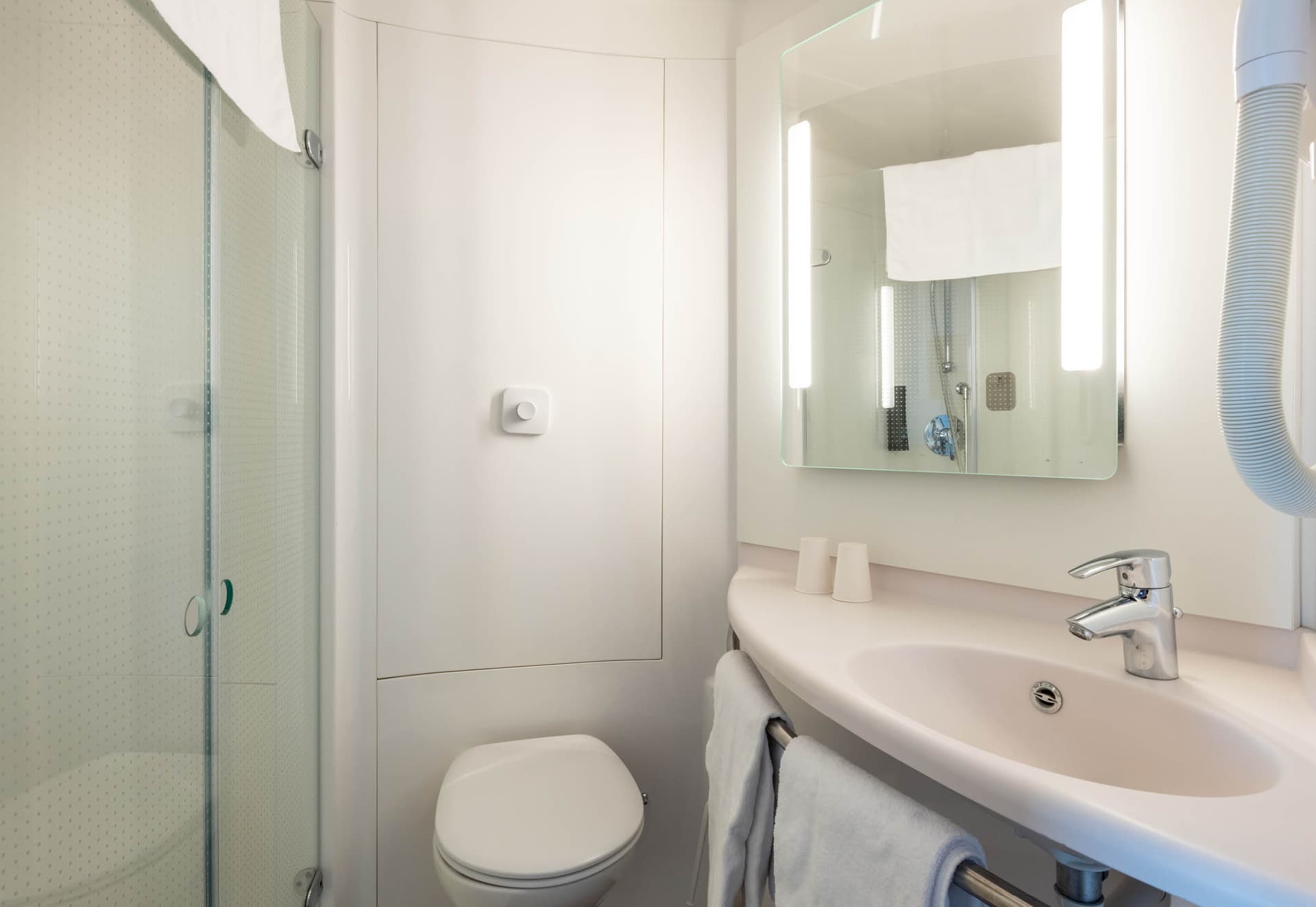 B&B Calais Terminal Cité de l'Europe 3 étoiles