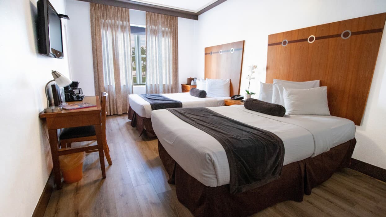 Majestic Hotel South Beach