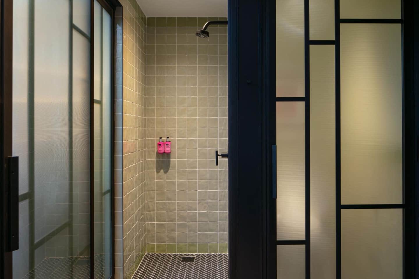 Moxy Brooklyn Williamsburg