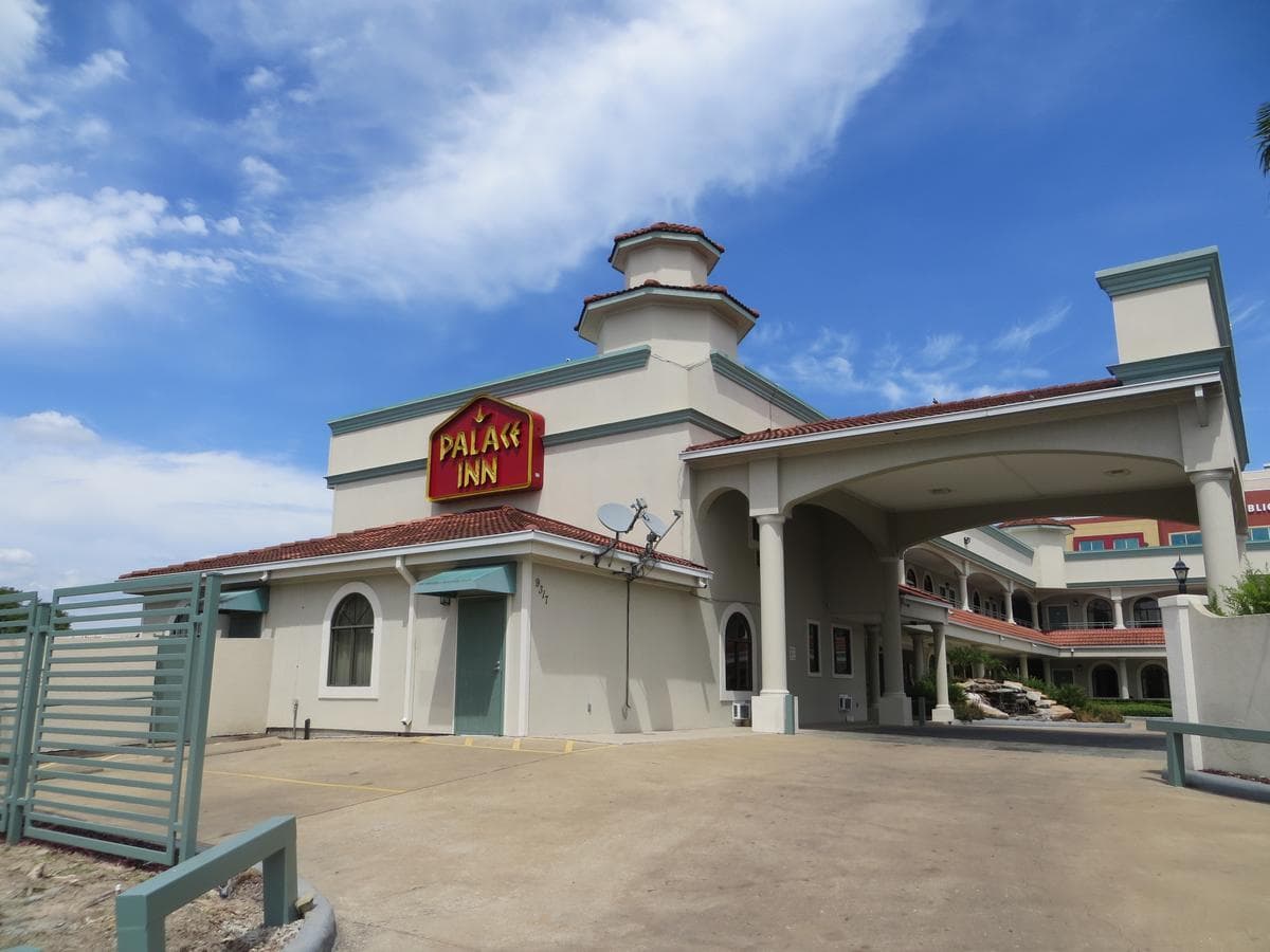 Palace Inn Beltway 8 & Bissonnet
