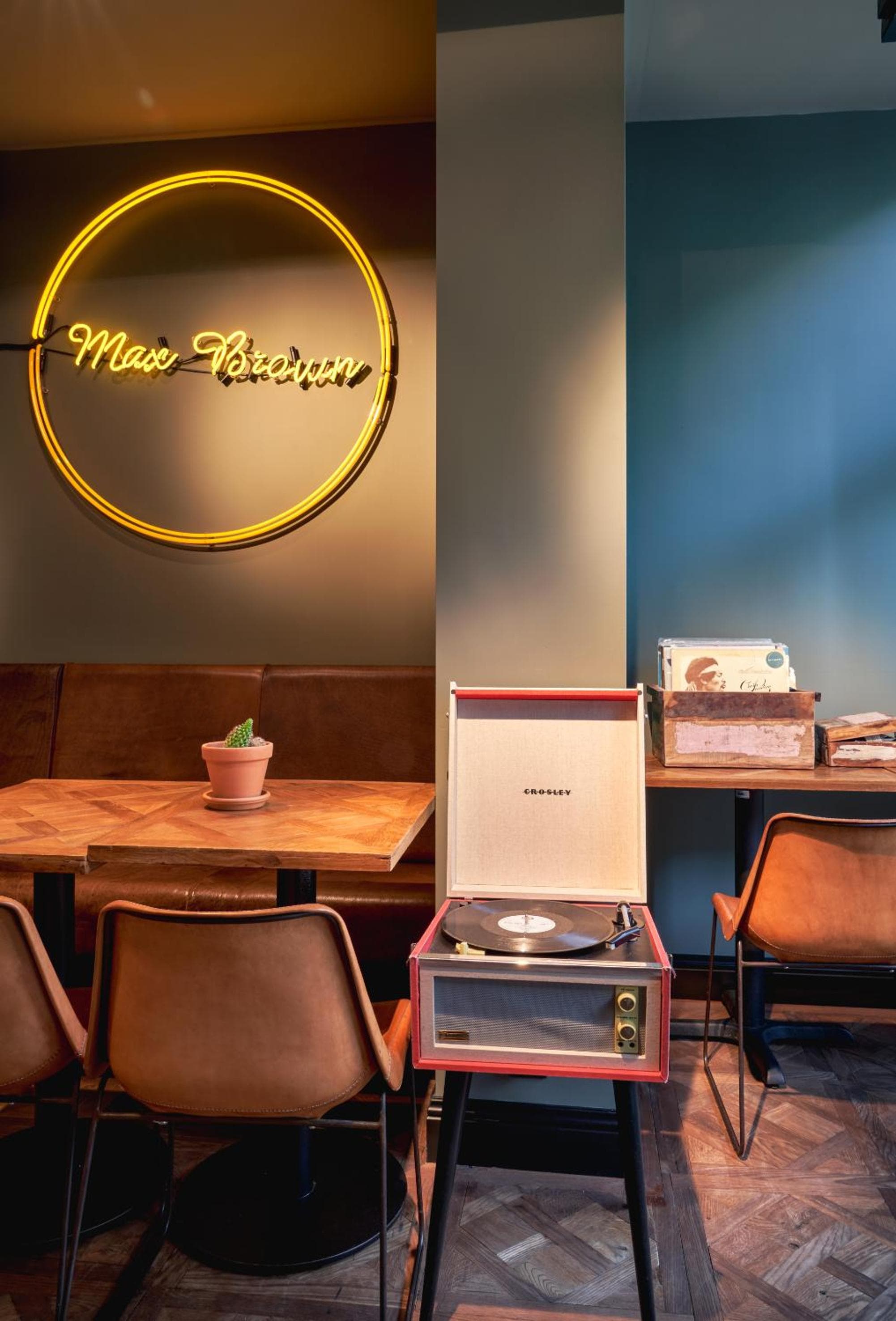 Max Brown Museum Square