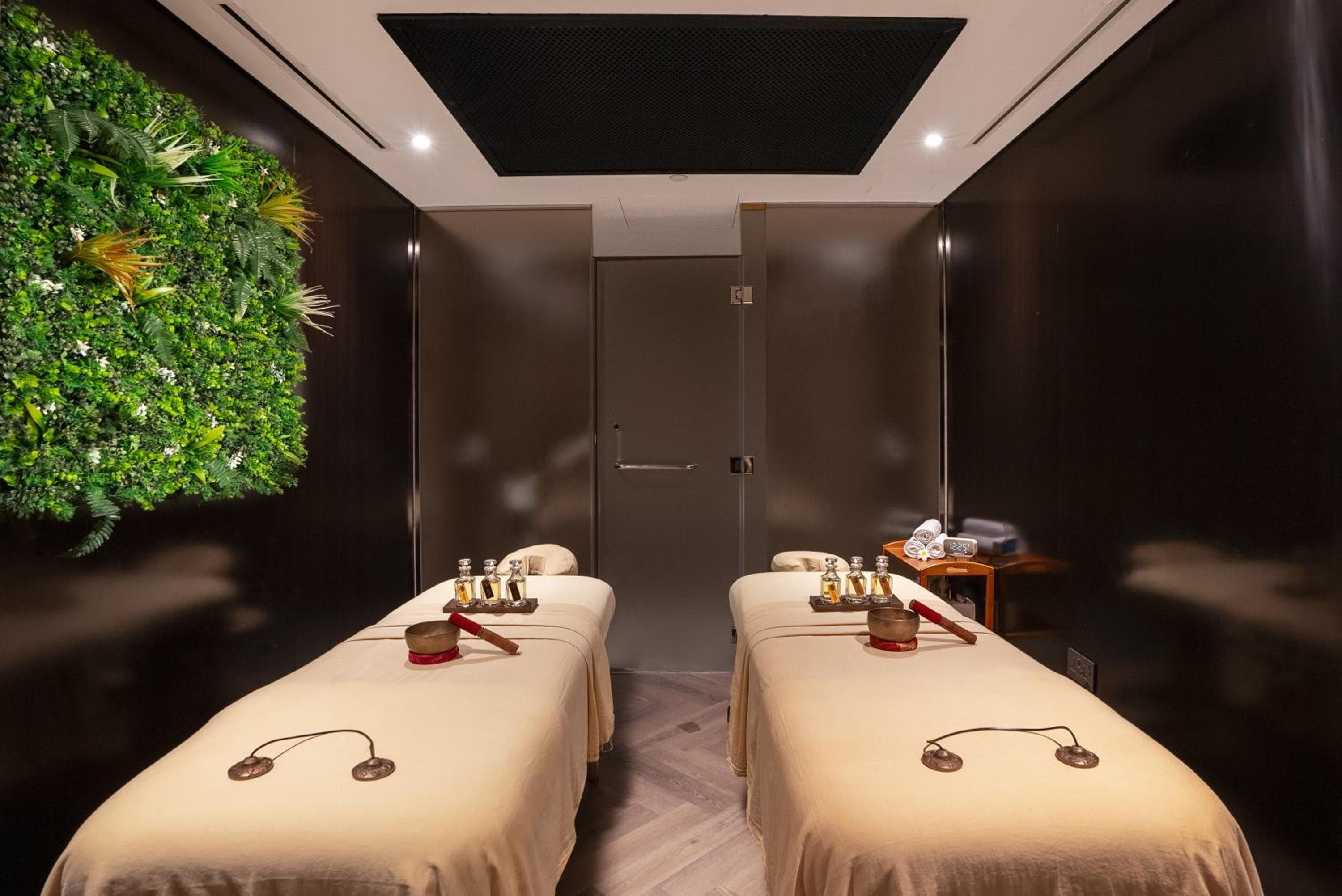 The First Collection Dubai Marina