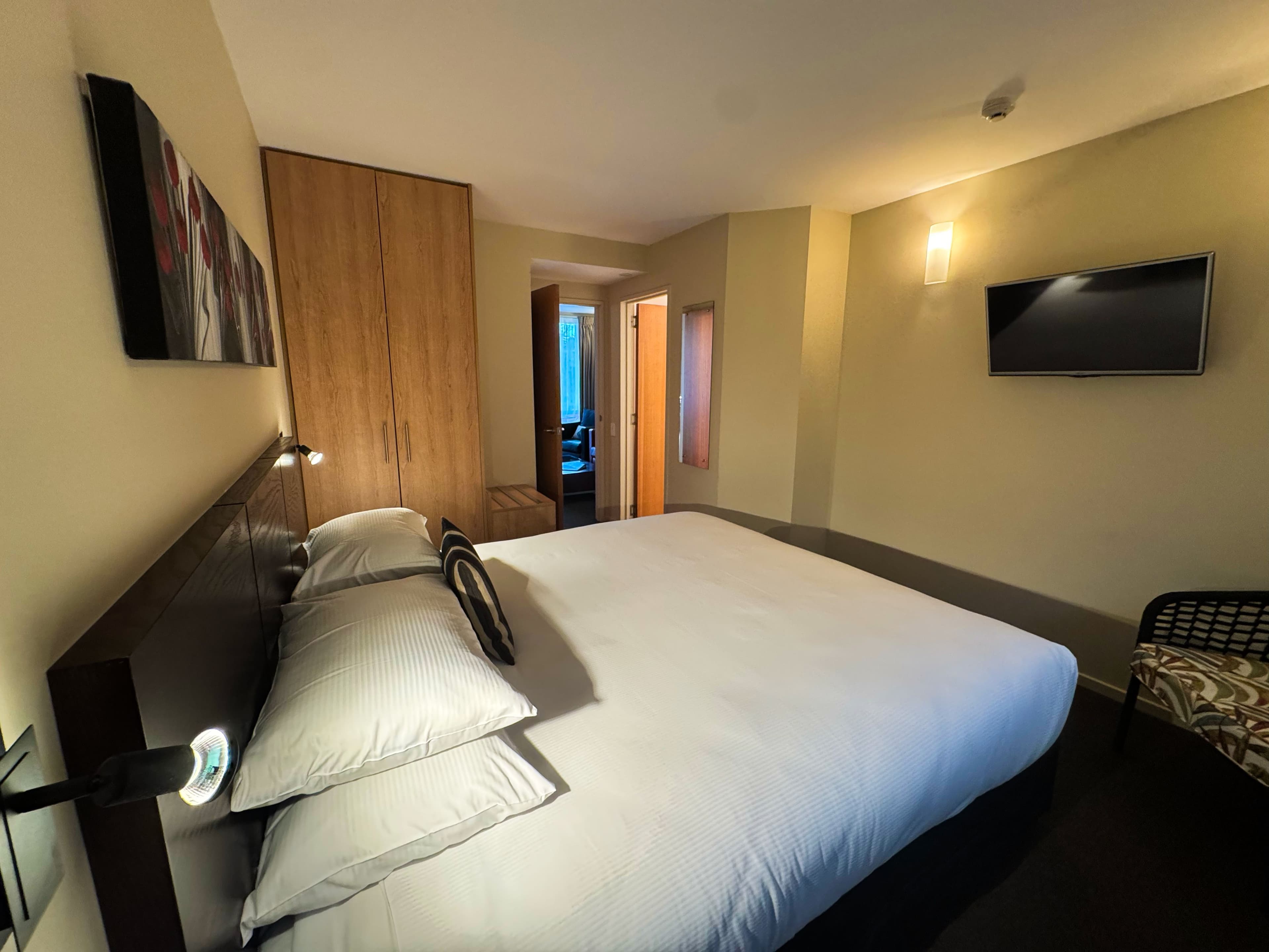 Focus Motel & Executive Suites