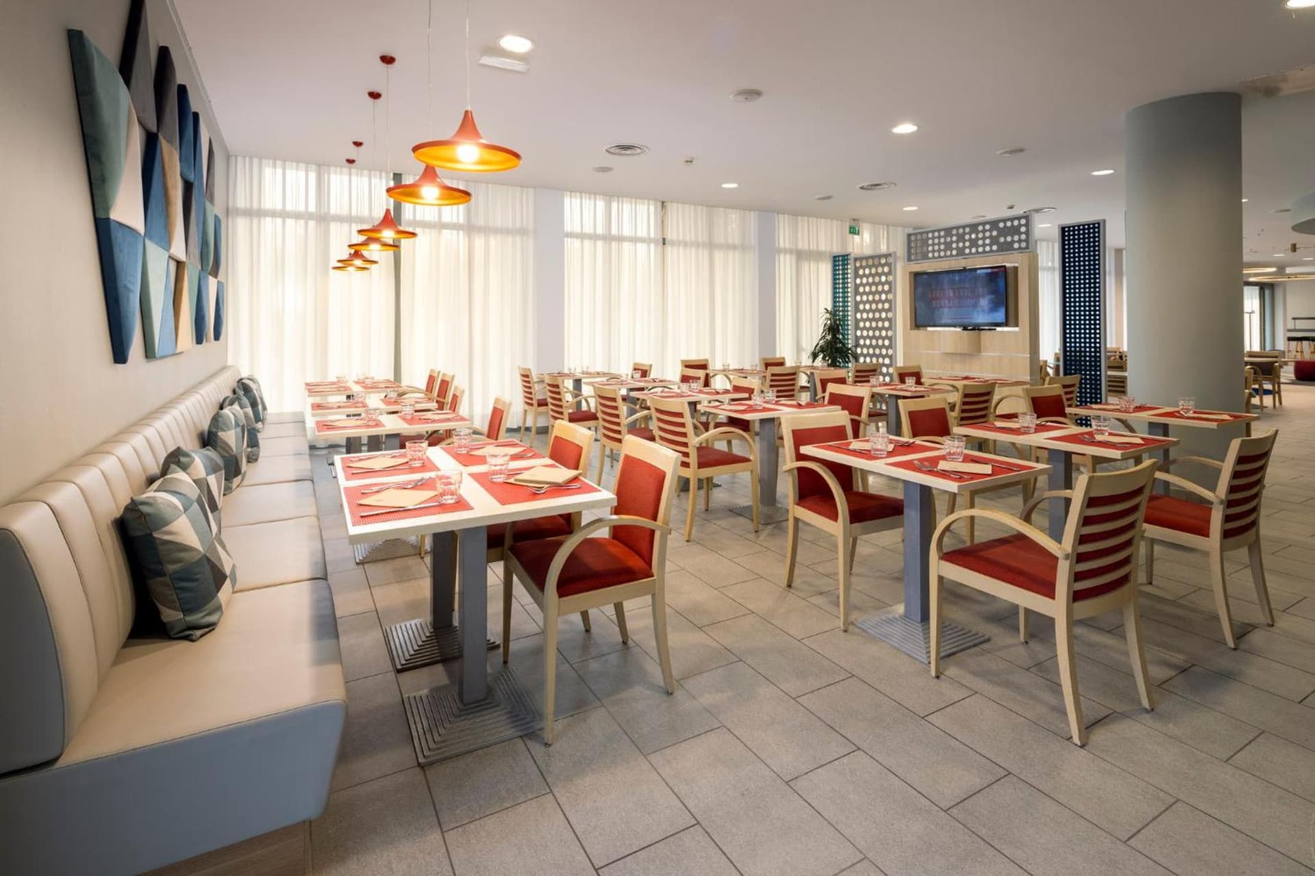 Holiday Inn Express - Parma