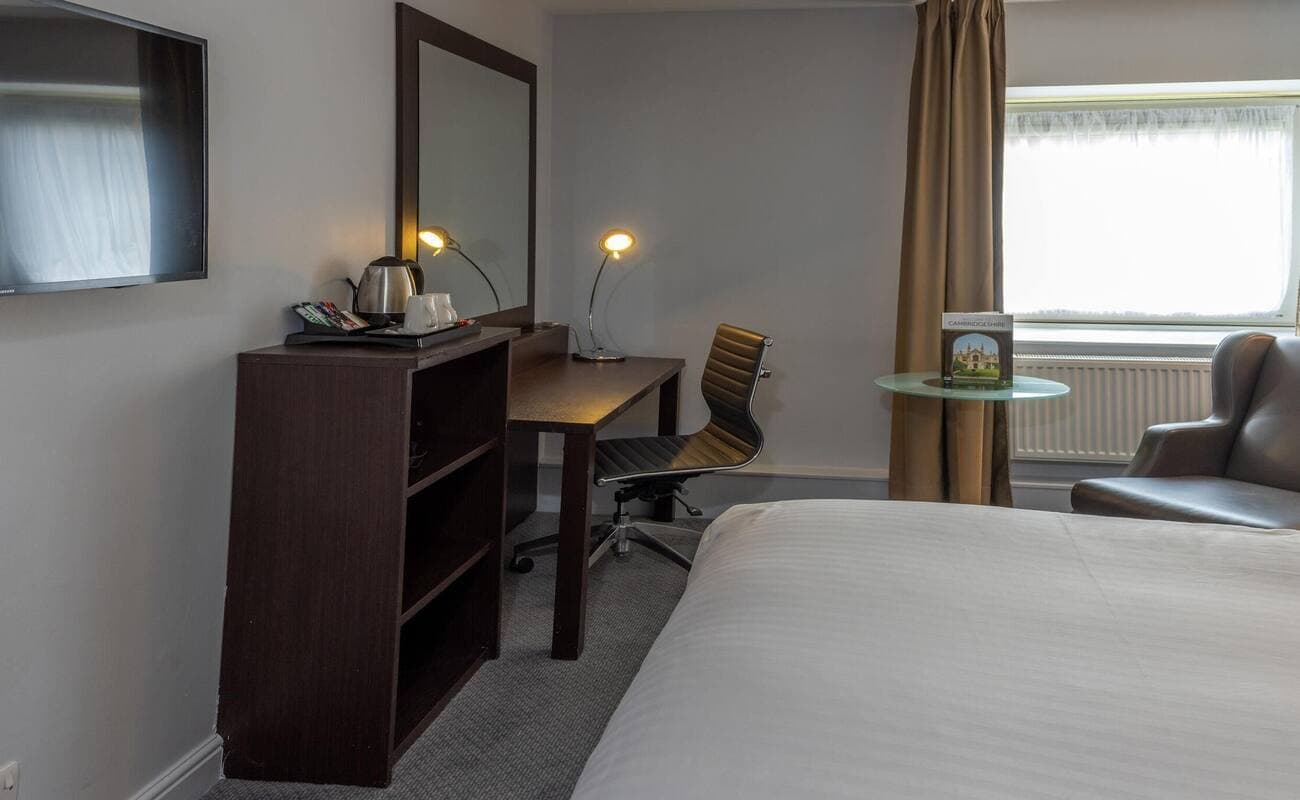 Cambridge Bar Hill Hotel, BW Signature Collection