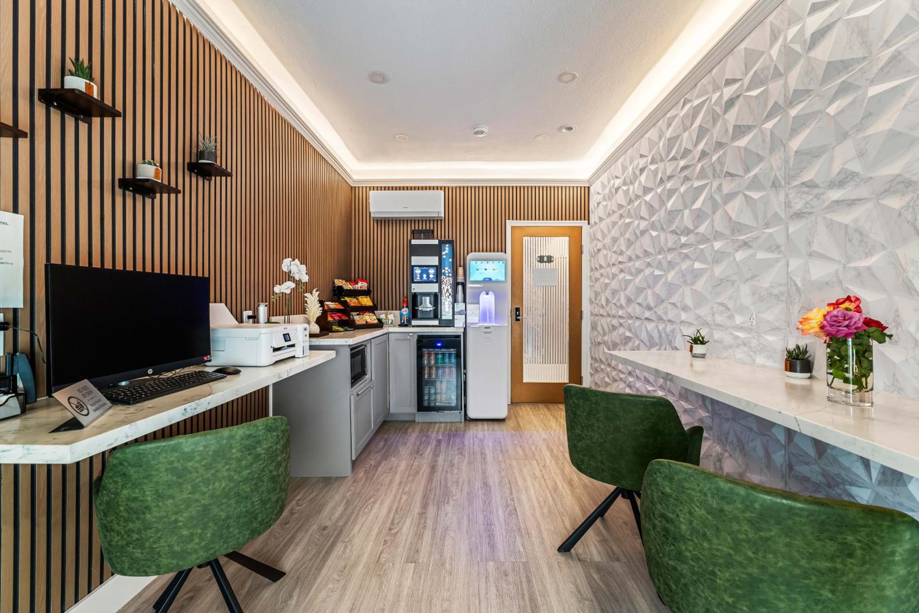 Lumea by the Sea Long Beach Convention Center