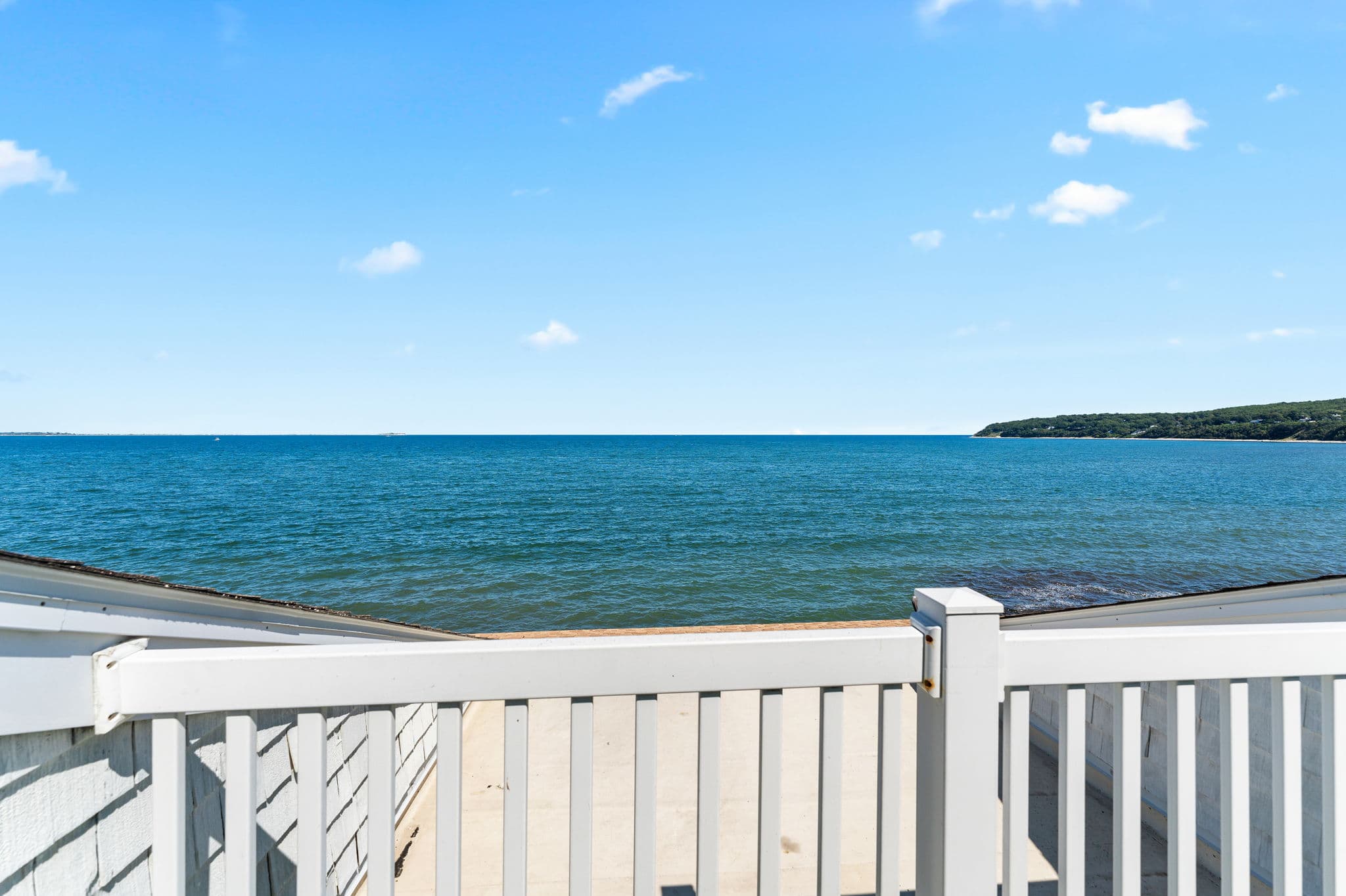 Pilgrim Sands Hotel on Long Beach