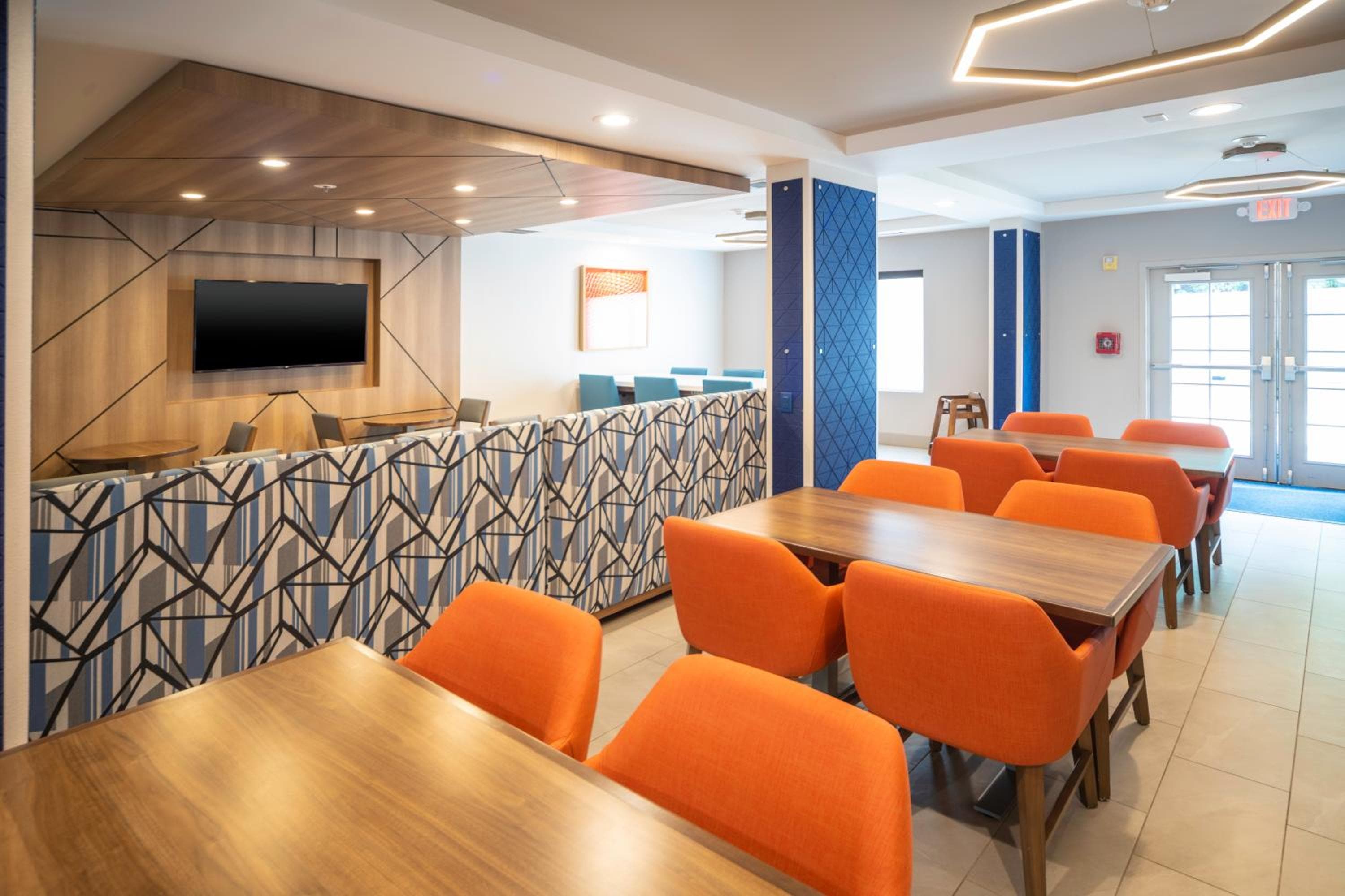 Holiday Inn Express and Suites Atlanta-Johns Creek by IHG