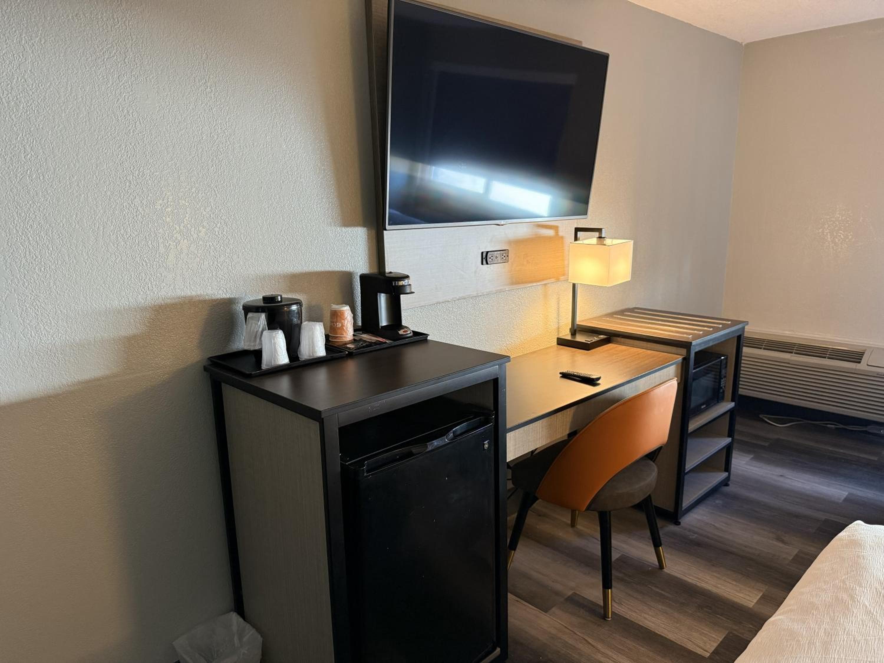 Cambridge Hotel - Kansas City