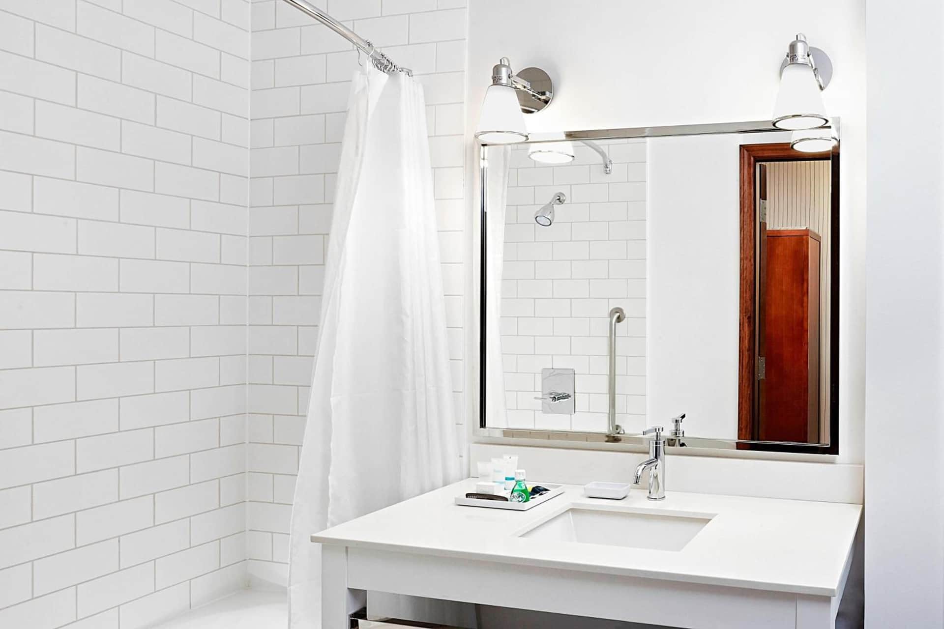 Four Points By Sheraton Calgary Airport