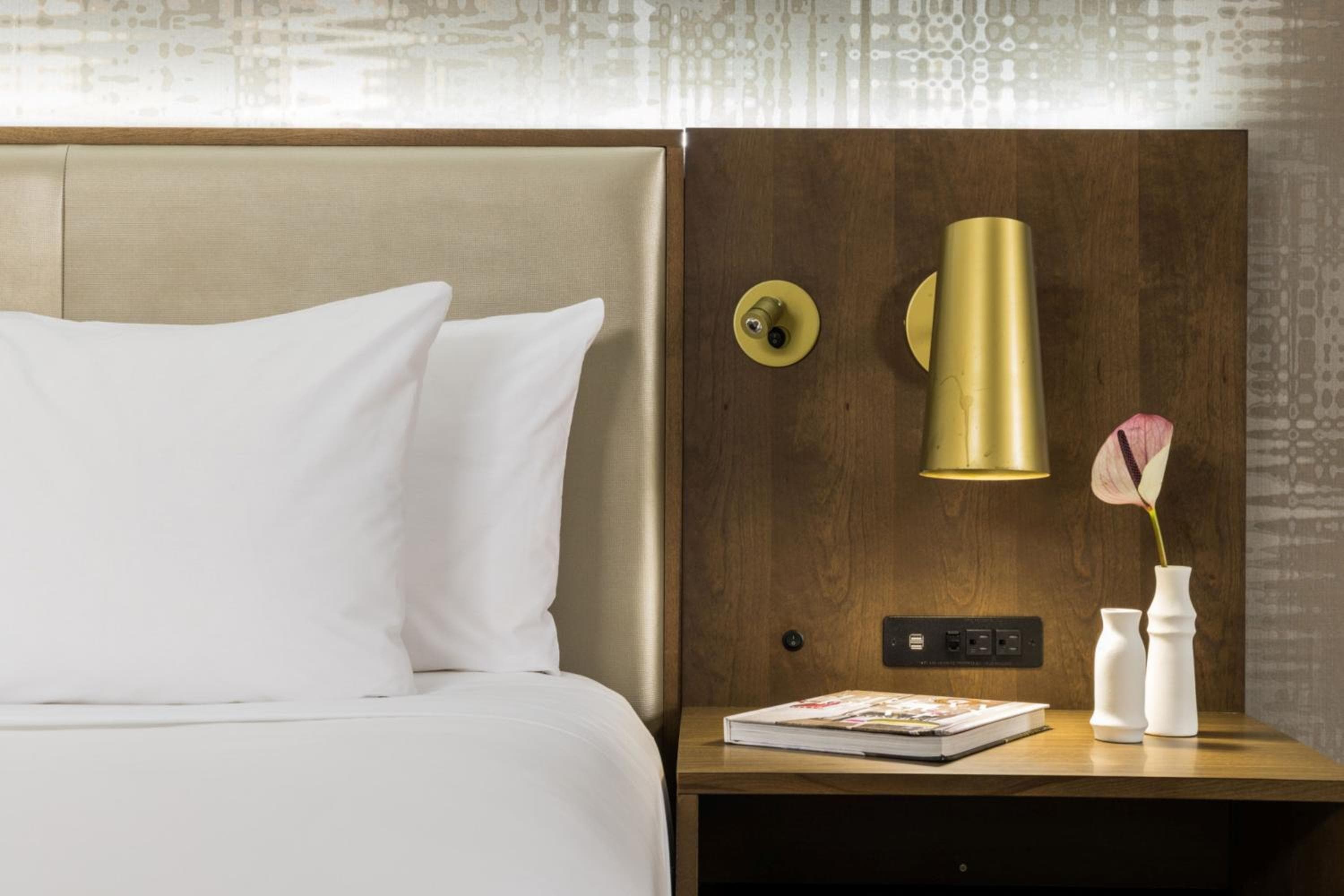 Crowne Plaza Toronto Airport by IHG