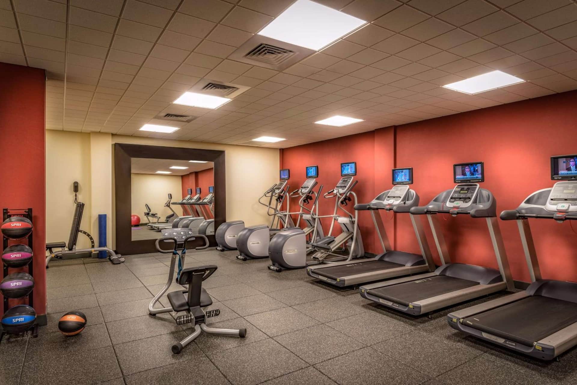 Hilton Garden Inn Reagan National Airport