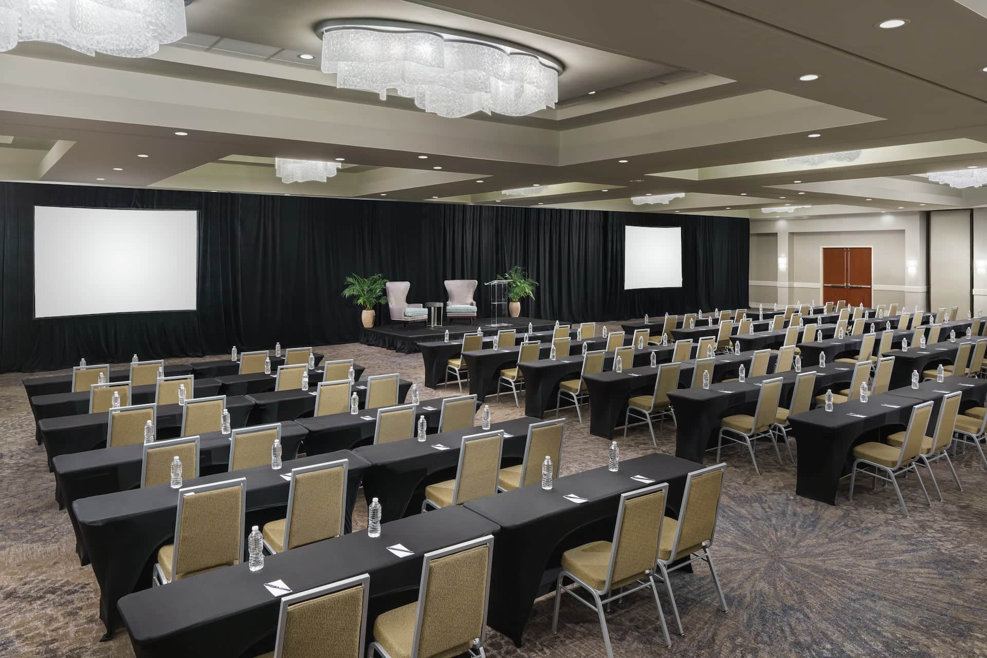DoubleTree by Hilton Orlando Airport
