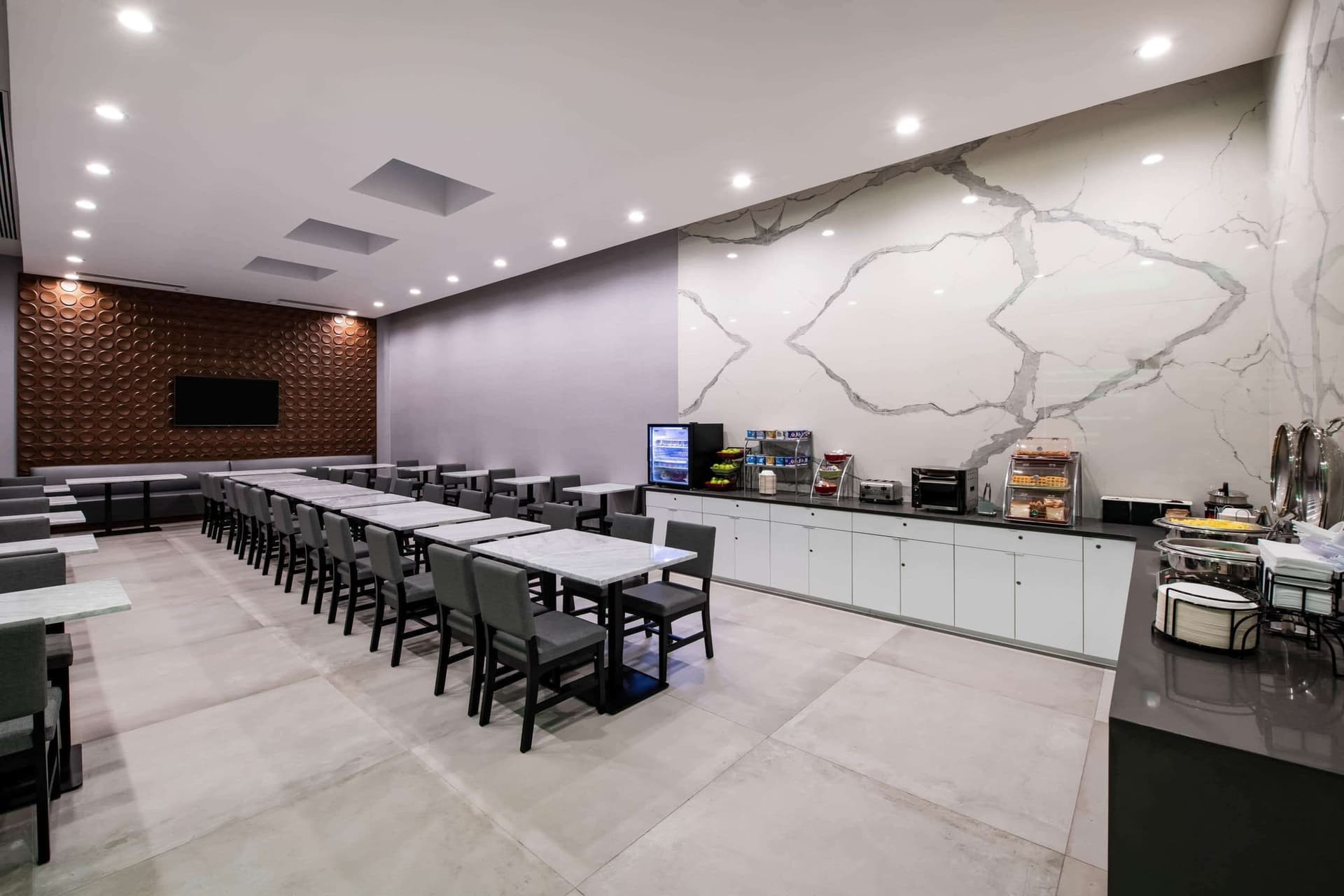Wingate by Wyndham Long Island City