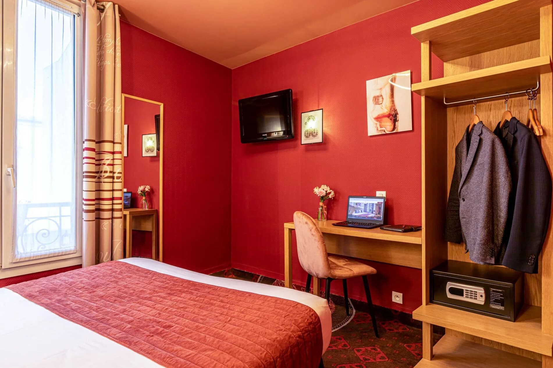 Hôtel Ariane Montparnasse by Patrick Hayat