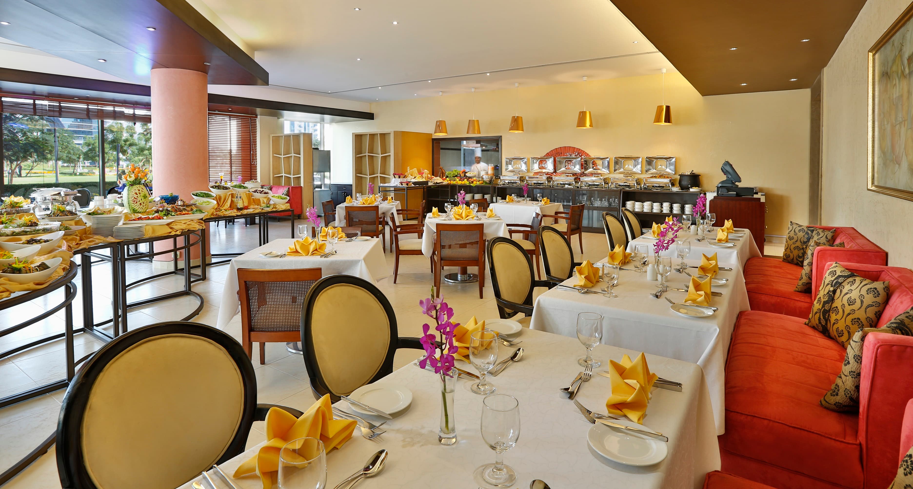 City Seasons Suites Dubai