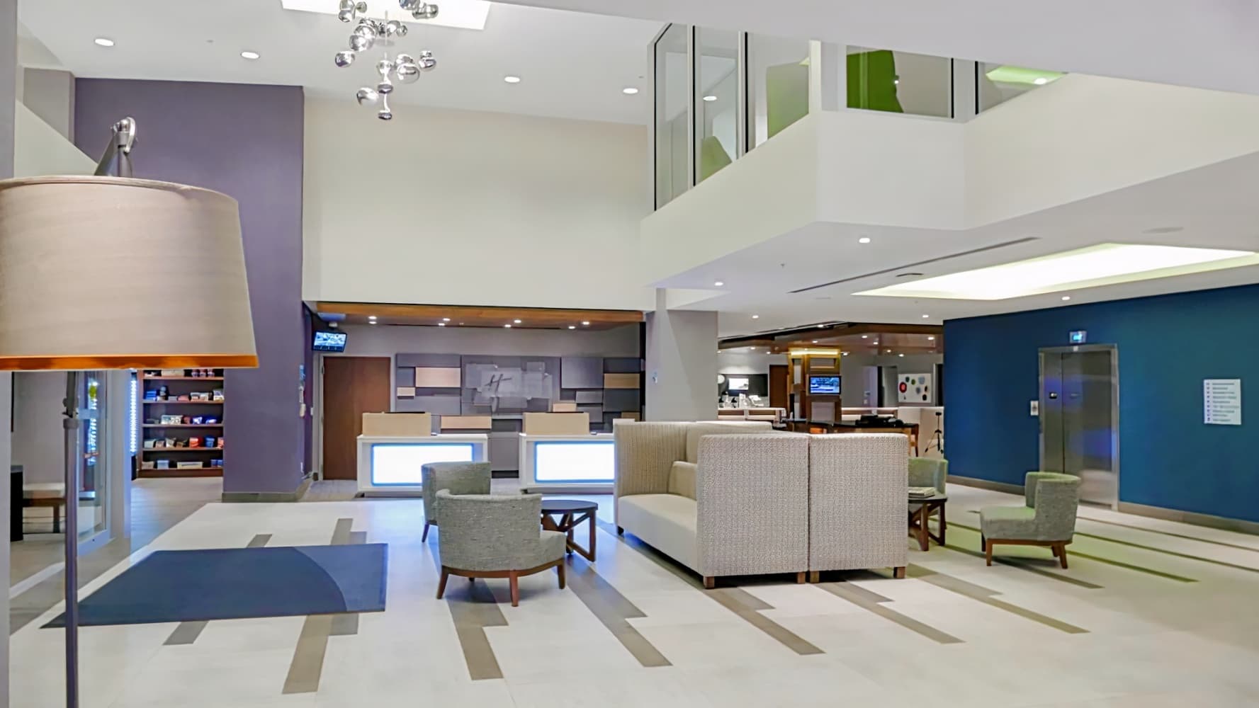 Holiday Inn Express & Suites Miami Airport and Intermodal Area