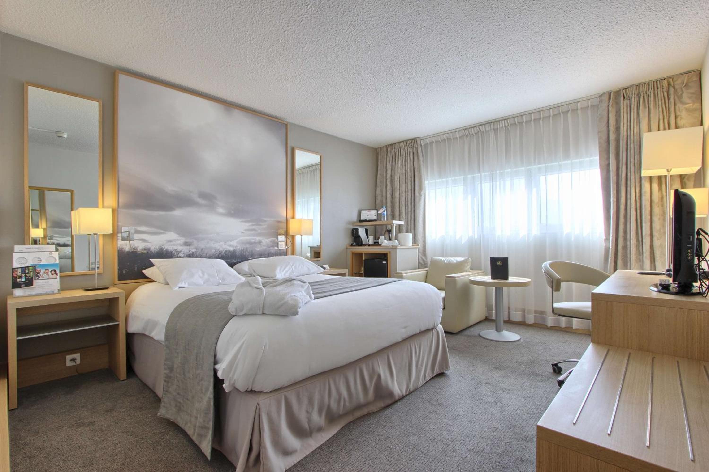 Best Western Plus Paris Orly