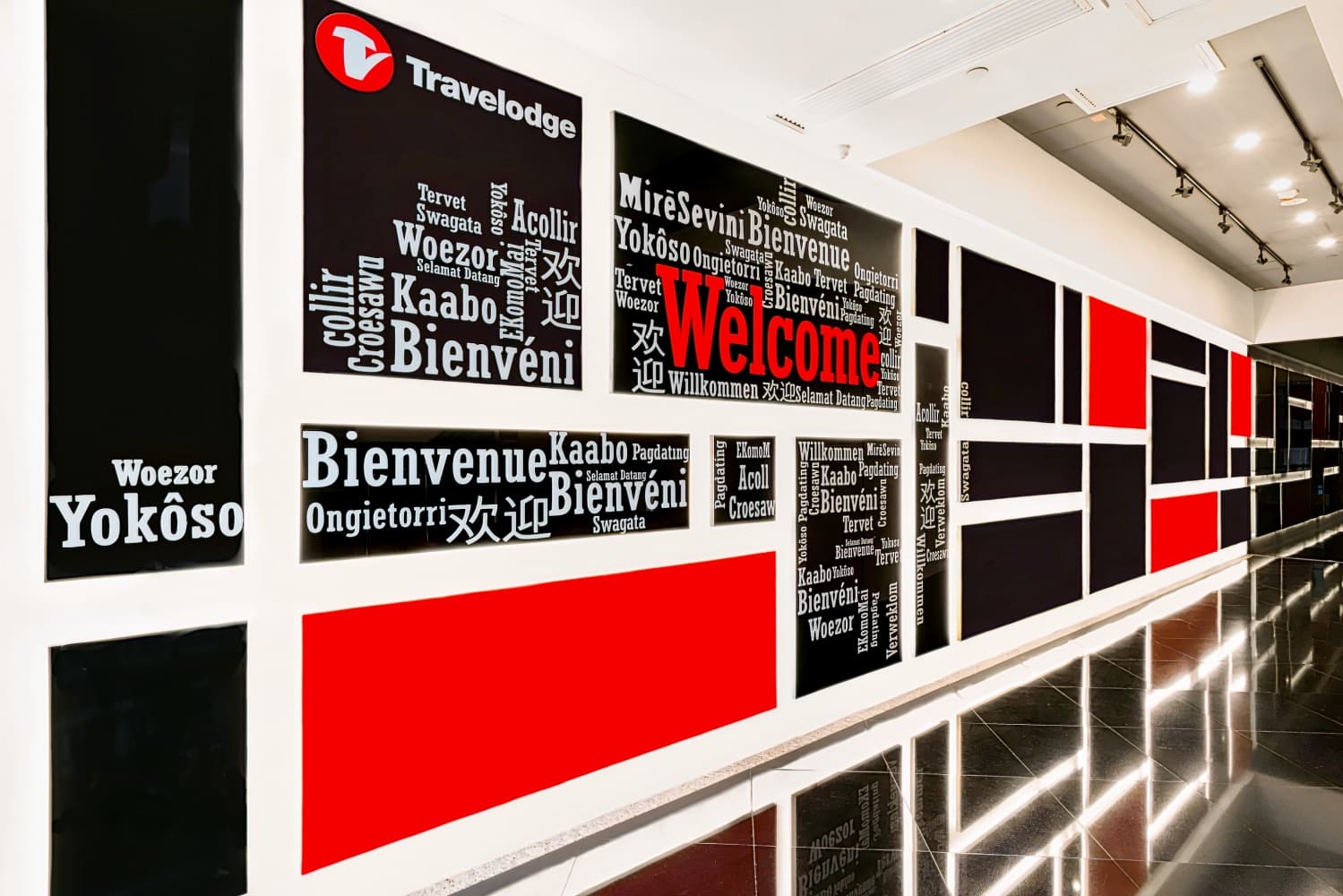 Travelodge Central, Hollywood Road